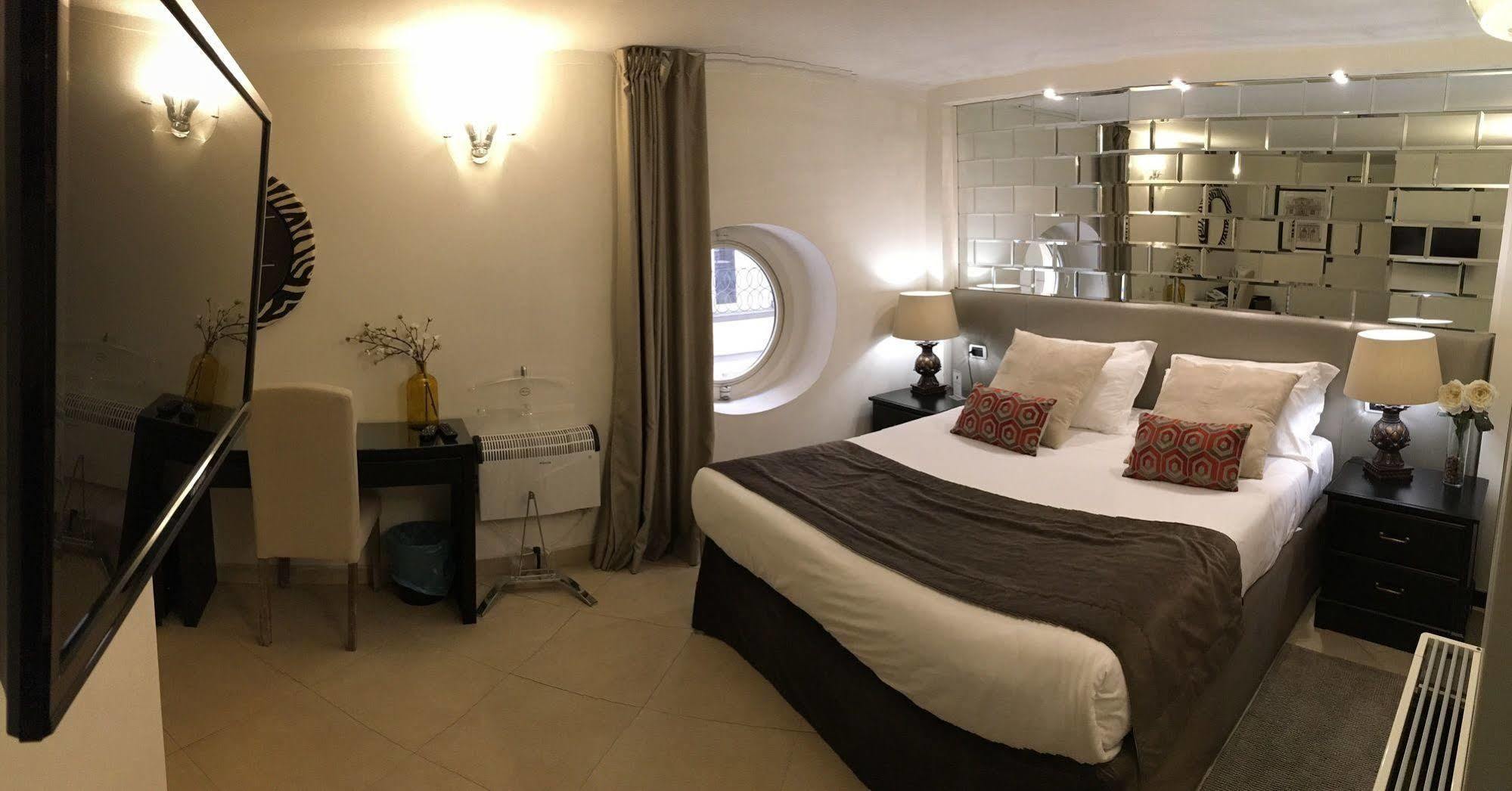 Bed and Breakfast The Royals Experience Neapol Exteriér fotografie